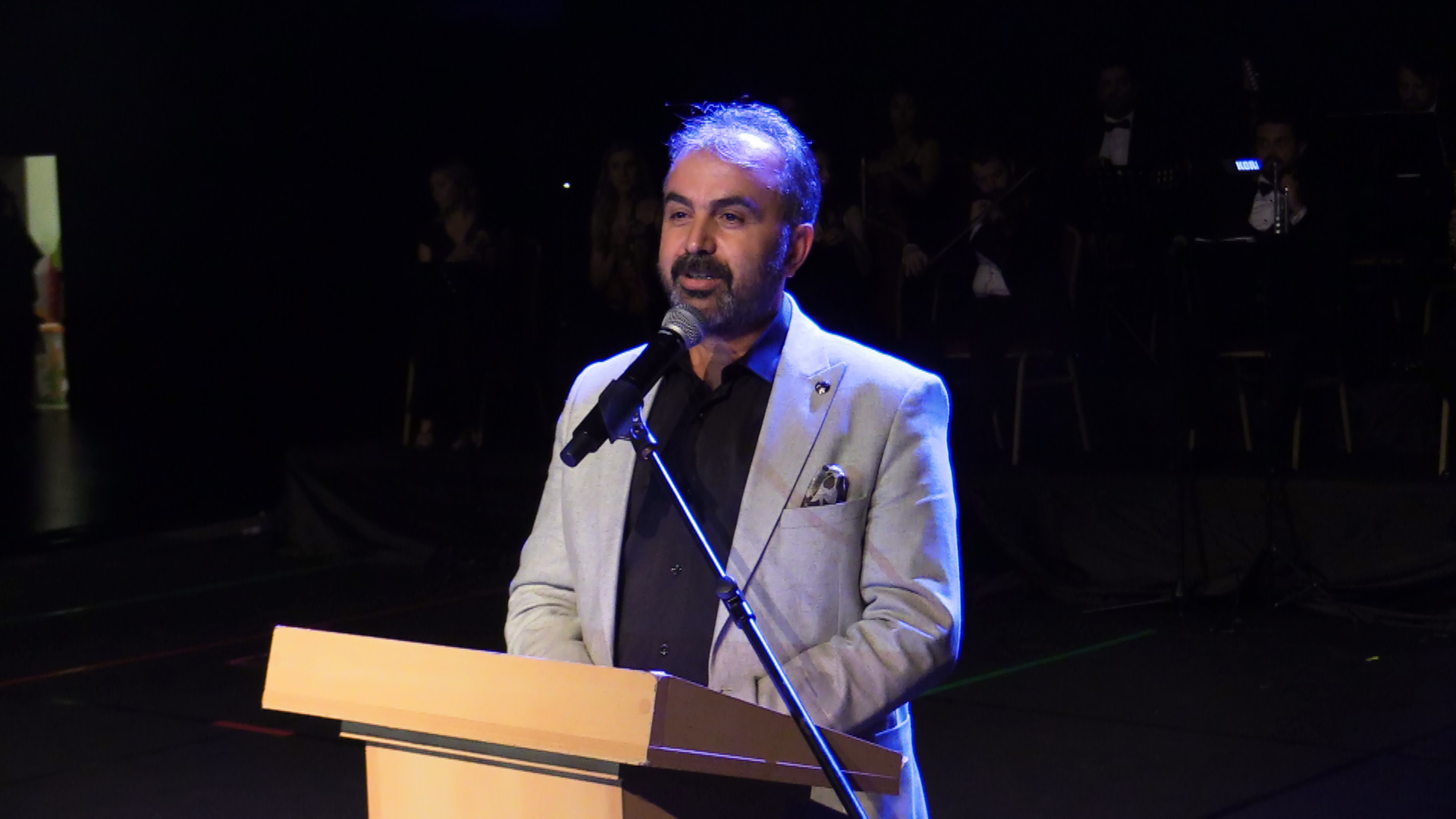 Adana’da Öğretmenlerden Müzik Ve Dans Şöleni (1)