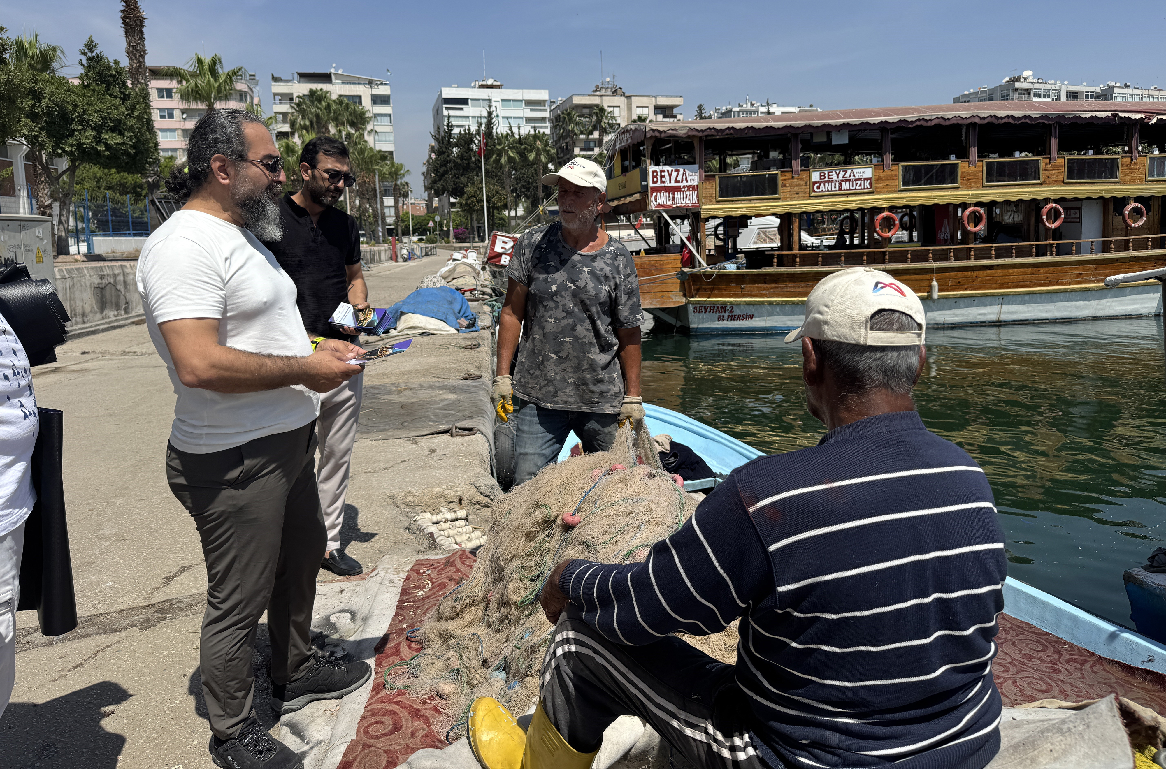 Mersin'de Deniz Kaplumbağaları Doğal Hayatlarına Dönüyor (1)