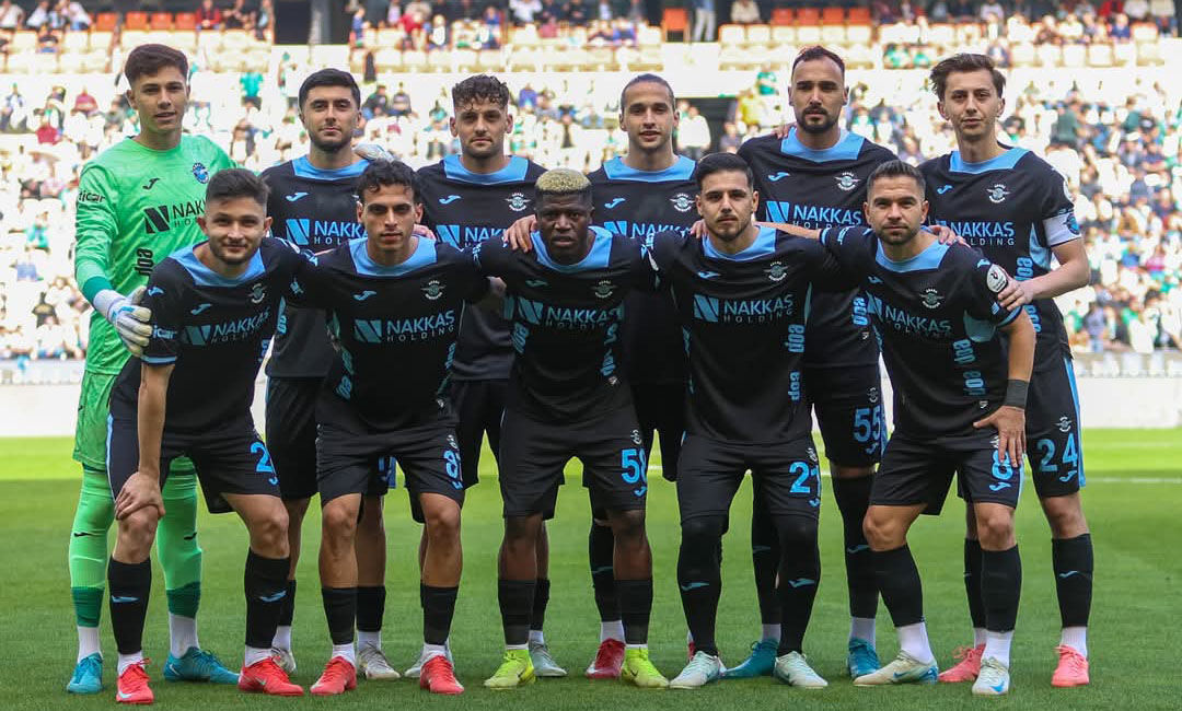 Ulu Çınar Adana Demirspor'un Taraftarlarını Şimdiden Yeni Sezon Endişesi Sardı Ne Olacak Bizim Halimiz