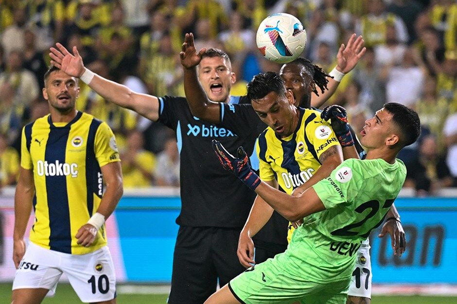Adanada Fenerbahçeye Kaleci Deniz Dönmezer Süper Lig Yolunda (1)