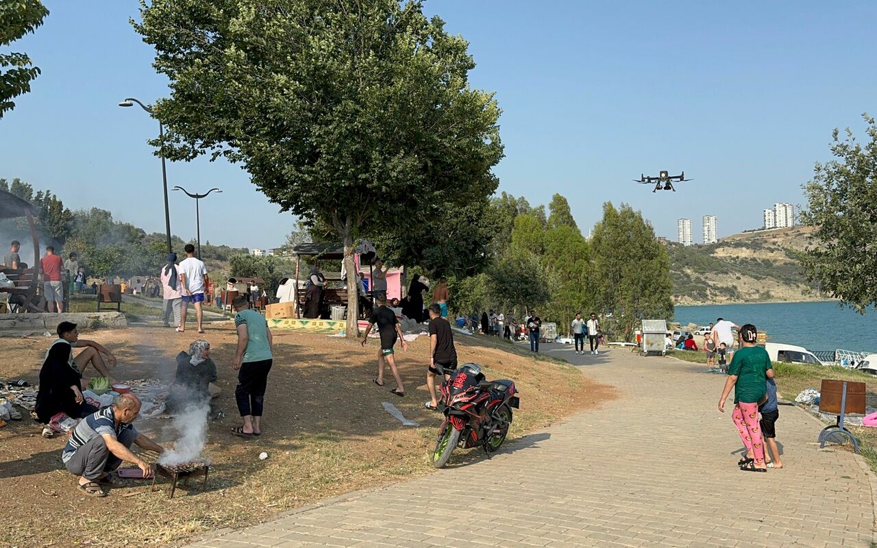 Adanada Ormanları Dronlar Koruyor Piknikçilere Havadan Yangın Uyarısı