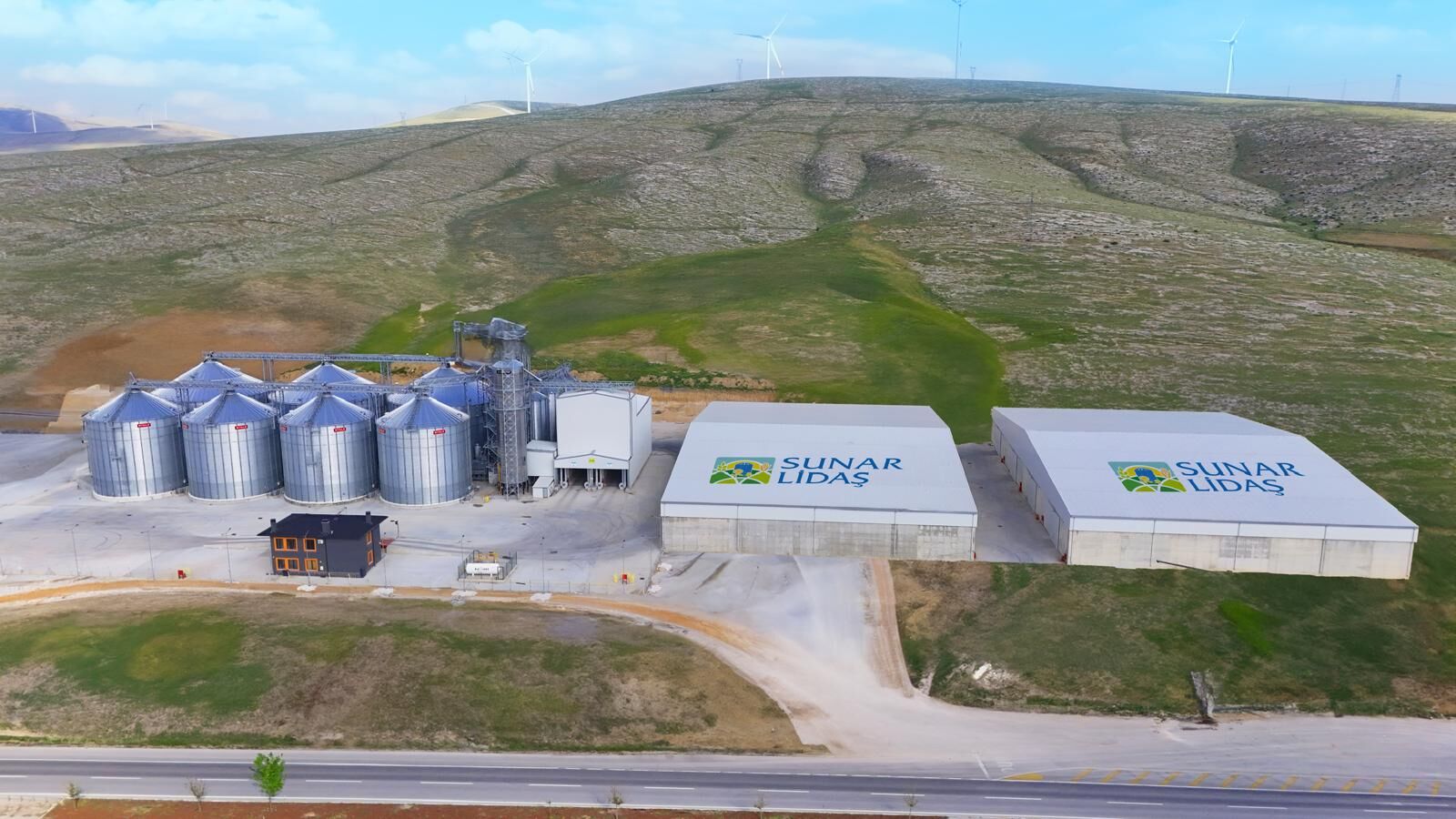 Arpa Ve Buğdayda Sezon Açıldı Ilk Ürünler Lisanslı Depolarda Yerini Aldı (2)