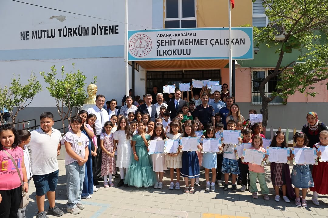 Başkan Şimşek Karne Gününde Öğrencileri Yalnız Bırakmadı (2)
