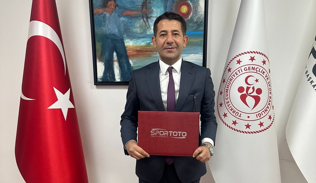 Feke’nin Gençlerine Müjde Spor Tesisleri Için Protokol Imzalandı (2)
