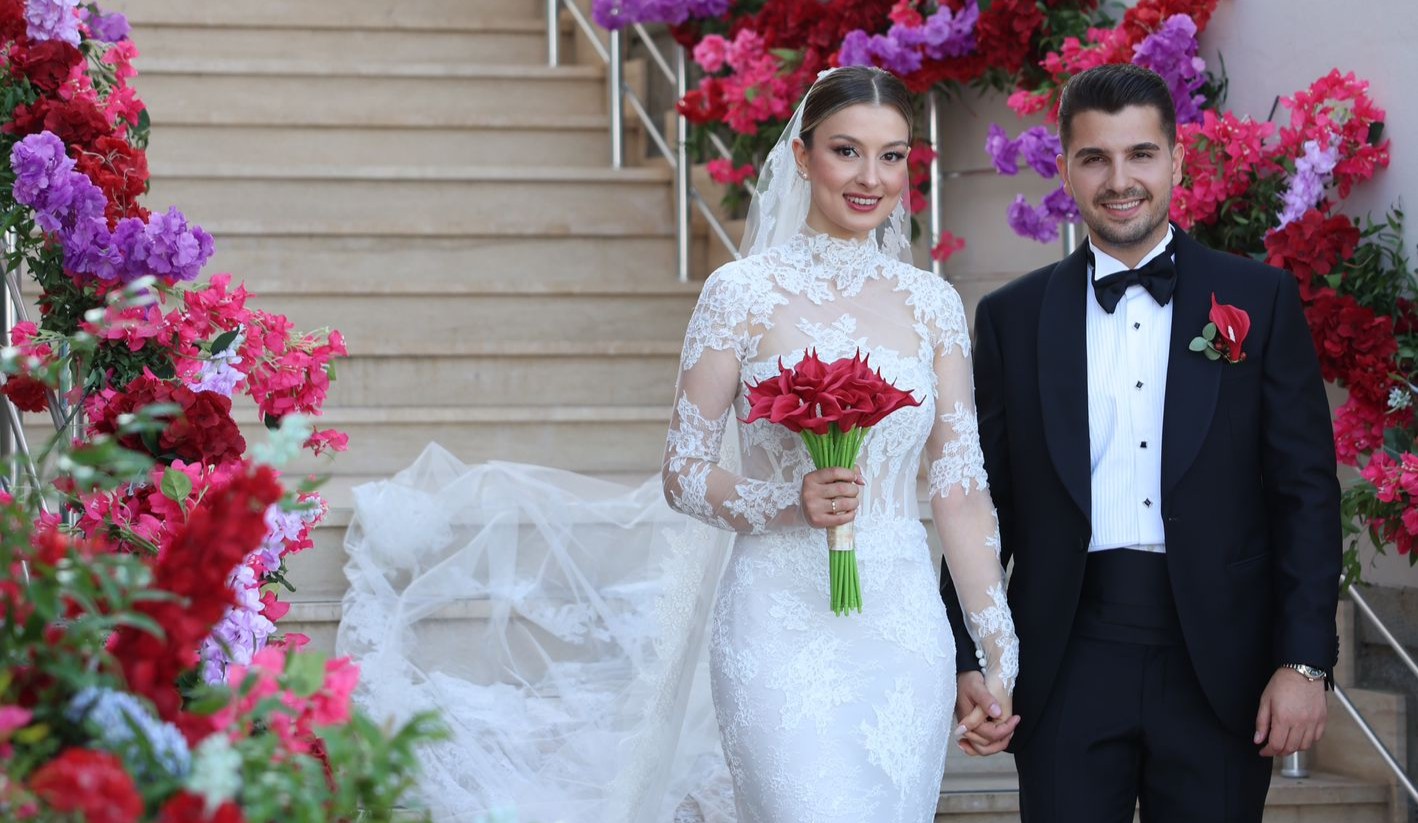 Gamze Ve Mesut Çifti Muhteşem Bir Düğünle Hayatlarını Birleştirdi