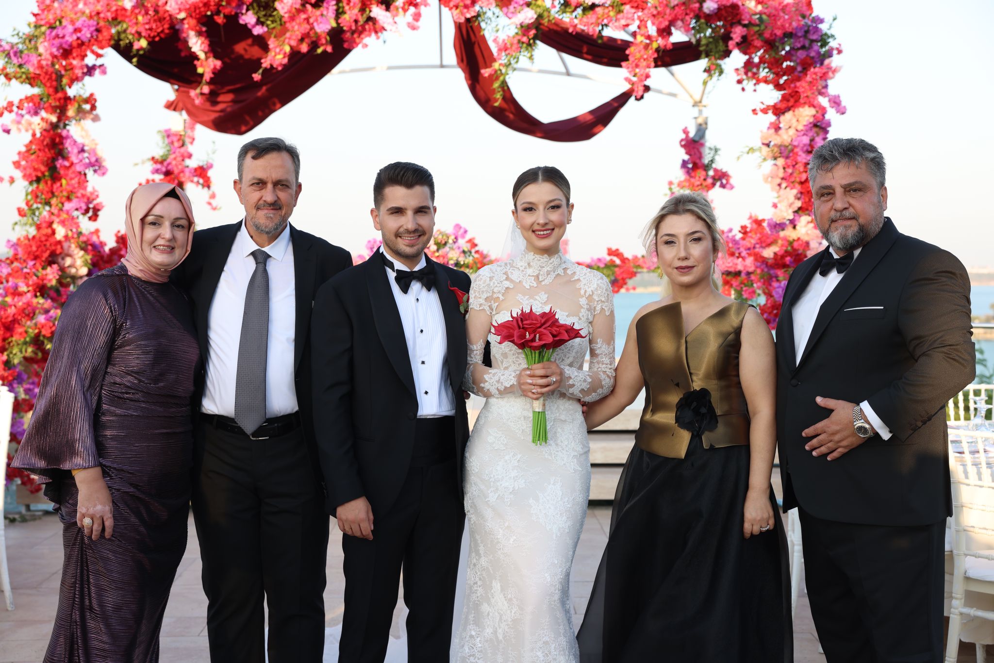 Gamze Ve Mesut Çifti Muhteşem Bir Düğünle Hayatlarını Birleştirdi4,