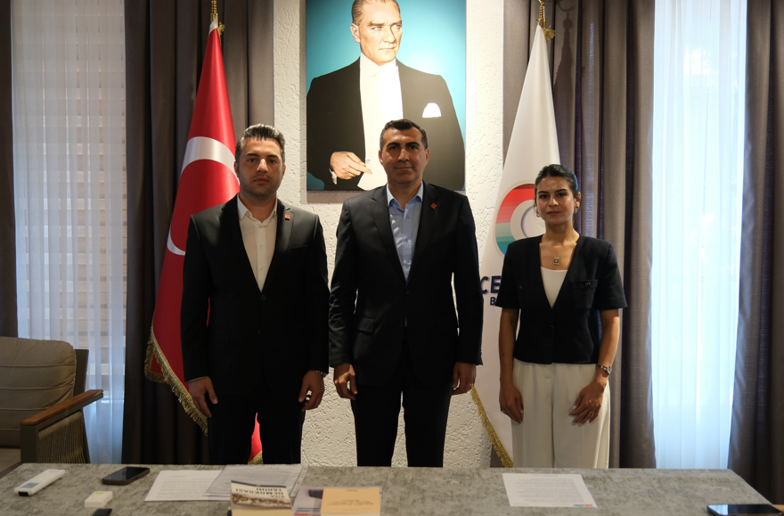 Son Dakika Chp Resmen Açıkladı Ceyhanda Başkanvakilliği Için Sevil Yıldızı Aday Gösterdi (3)