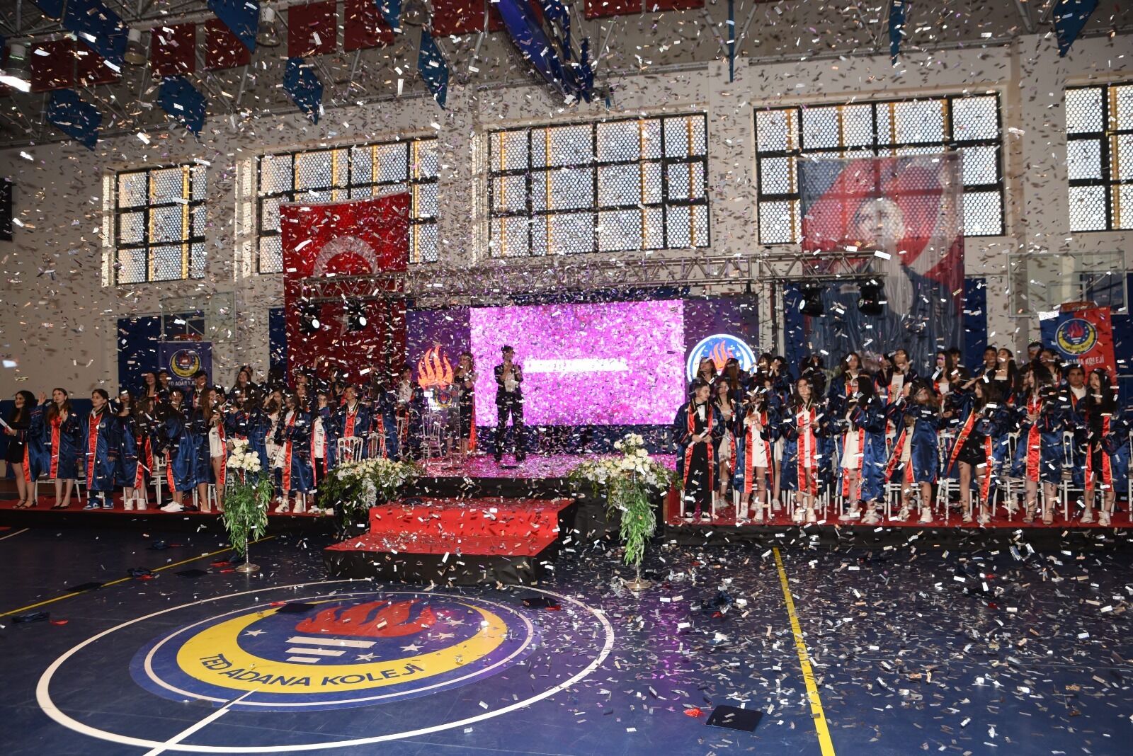 Ted Meşalesi Çukurovada Parlıyor Adana Kolejinde Liseye Geçiş Coşkusu (1)