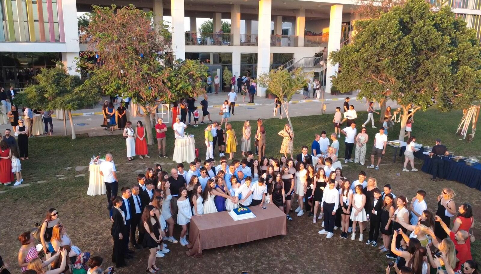 Ted Meşalesi Çukurovada Parlıyor Adana Kolejinde Liseye Geçiş Coşkusu (3)