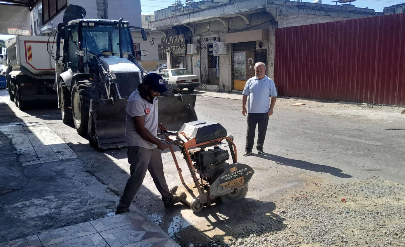 Türkocağı Mahallesi Muhtarı Yılmaz Kaplan Bir Çivi Çakanı Başımıza Taç Ederiz!3