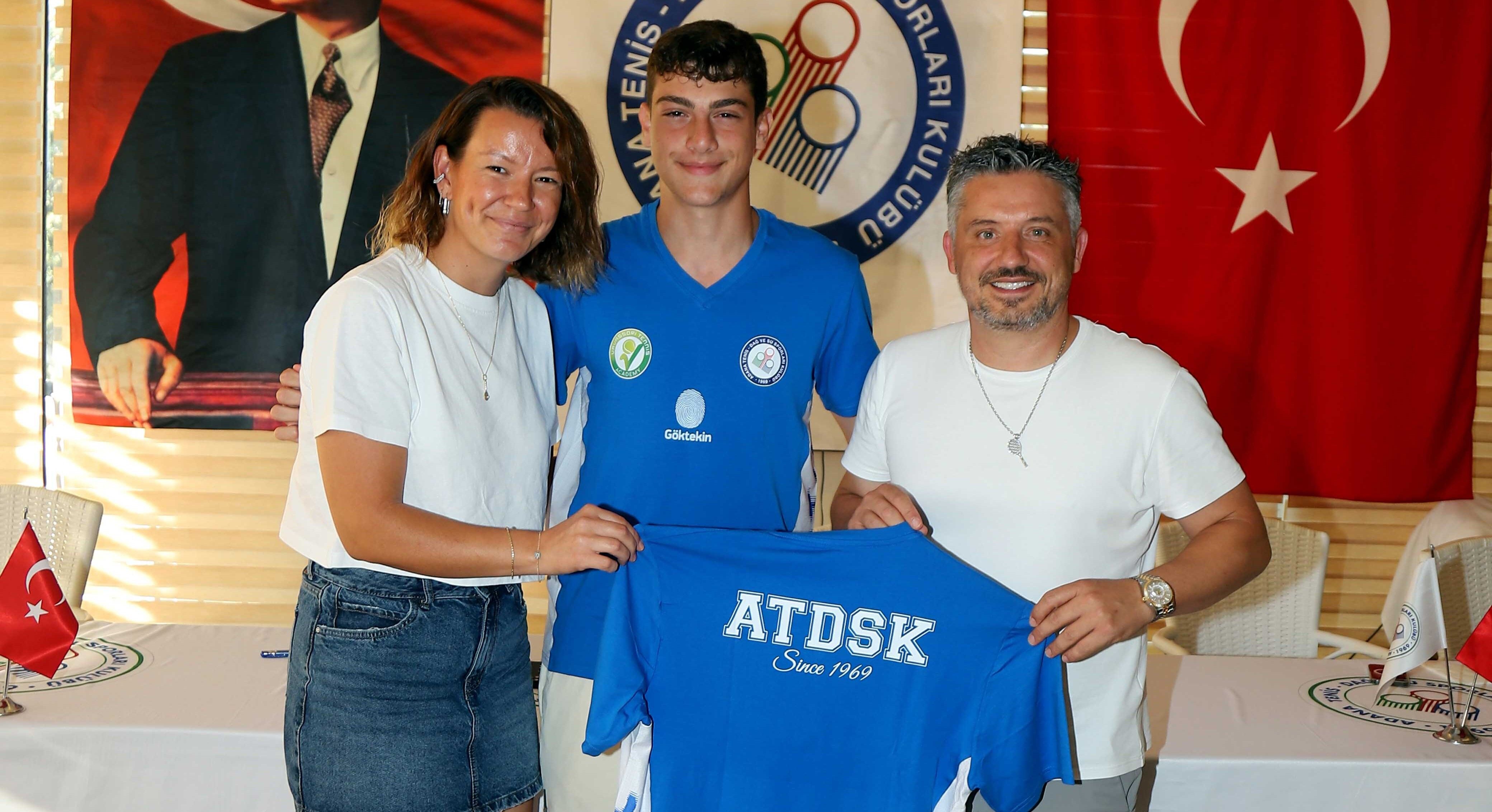 Adana Tenis Dünyasının Parlayan Yıldızı Çukuroğlu Ve Bayrak Atdskda (2)
