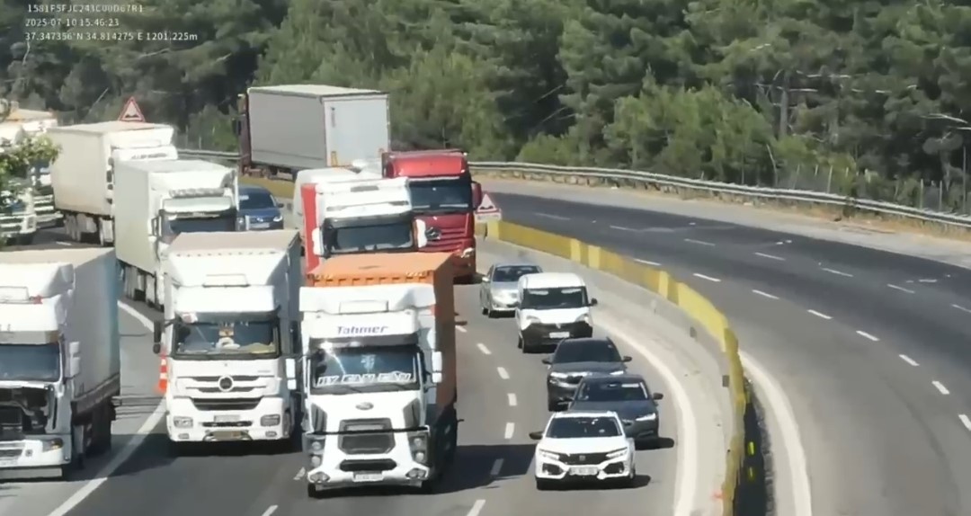 Adanada Drondan Kaçamadılar 162 Araca 730 Bin Liralık Trafik Cezası (2)