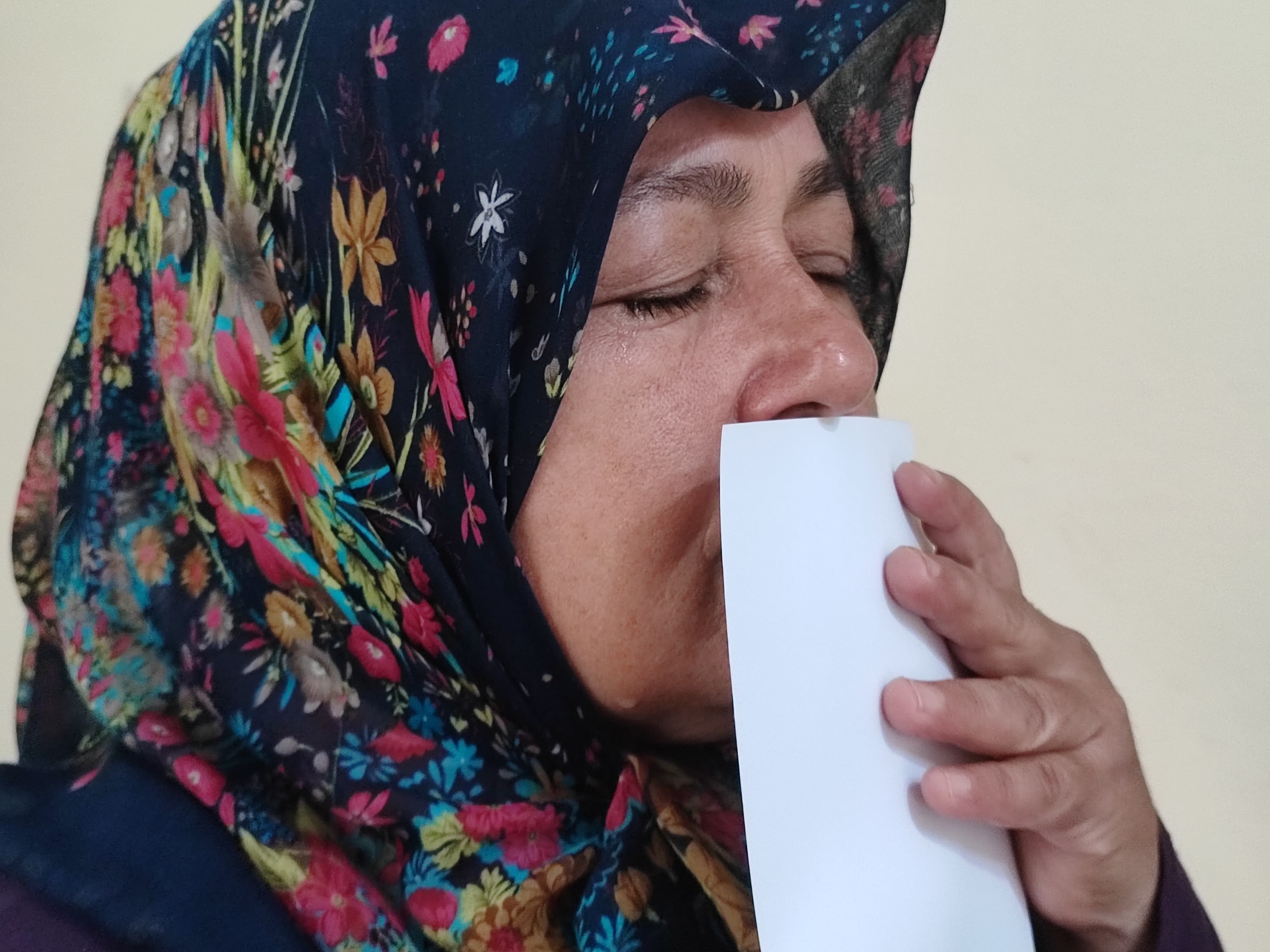 Adanada Gözü Yaşlı Anne 12 Gündür Kayıp Olan 16 Yaşındaki Kızı Edayı Arıyor (4)