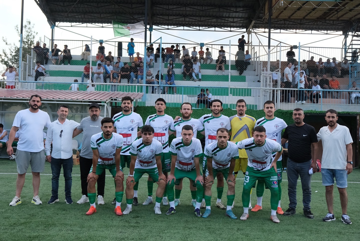 Aladağ’da Futbol Şöleni Başladı İlk Haftada Fileler 47 Kez Havalandı (2)