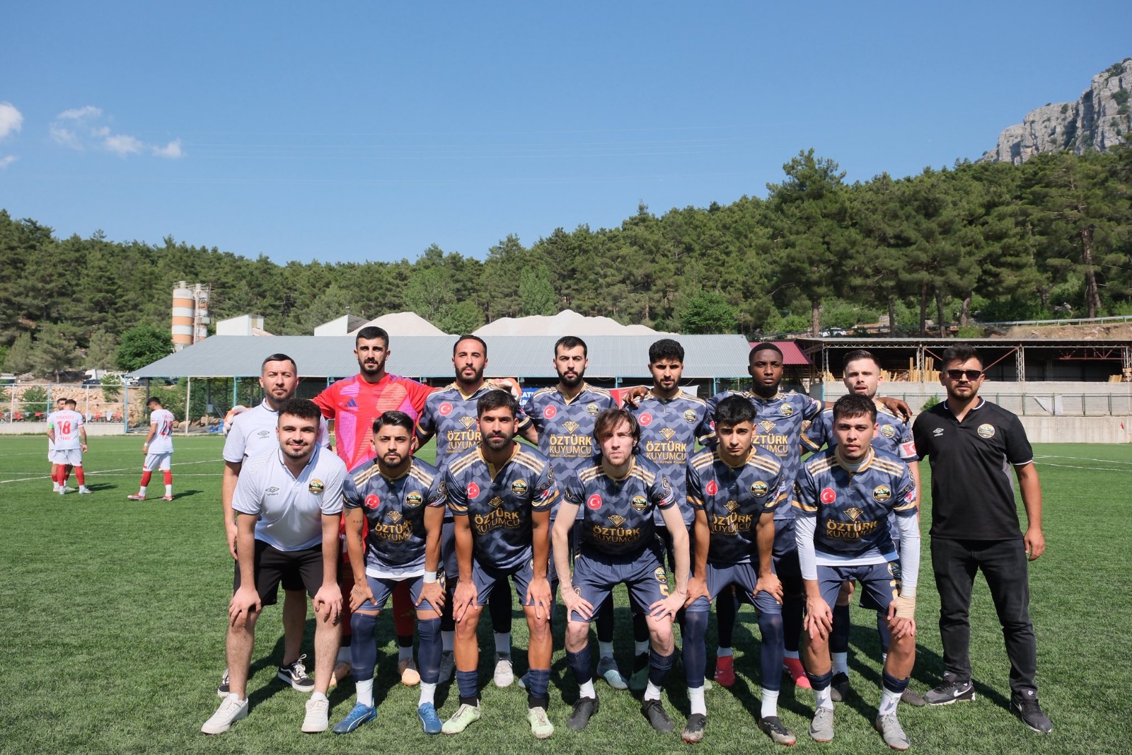 Aladağ’da Futbol Şöleni Başladı İlk Haftada Fileler 47 Kez Havalandı (4)
