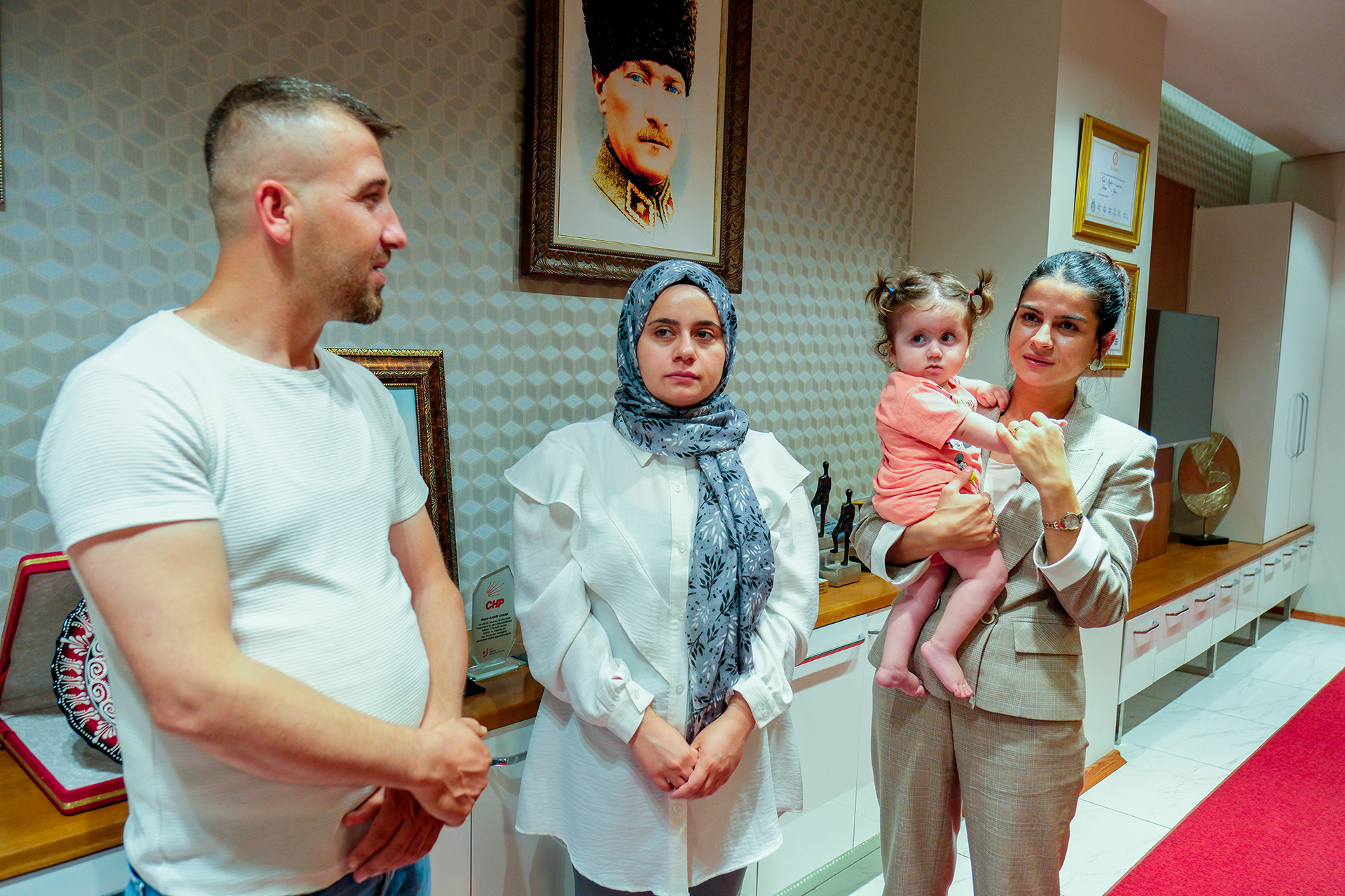 Başkan Vekili Yıldızdan Sma Hastası Ikranura Doğum Günü Süprizi (4)