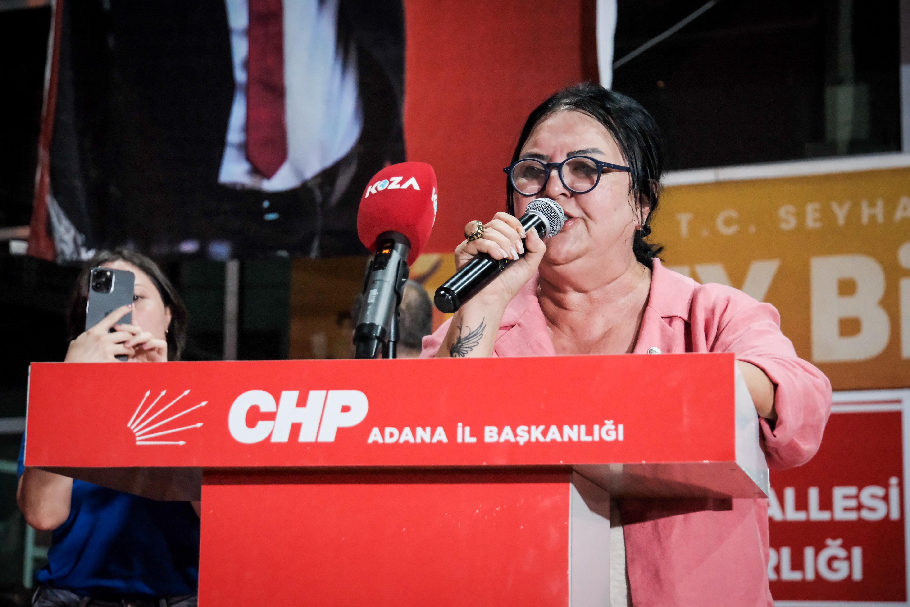 Chp Adanada Direnişe Devam Ediyor Zeydan Karalar Yalnız Değildir (3)