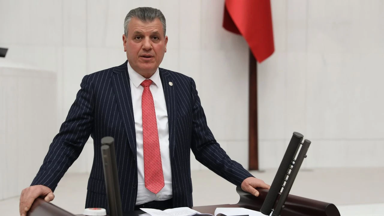 Chp’li Vekillerden Enag Tüi̇k Çatışması “Millete Masal Anlatıyorlar!” (2)