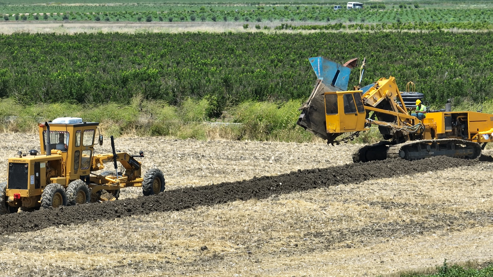 Dsiden Adanaya Verim Atağı 17 Mahallede Tarla Içi Geliştirme Projesi (1)