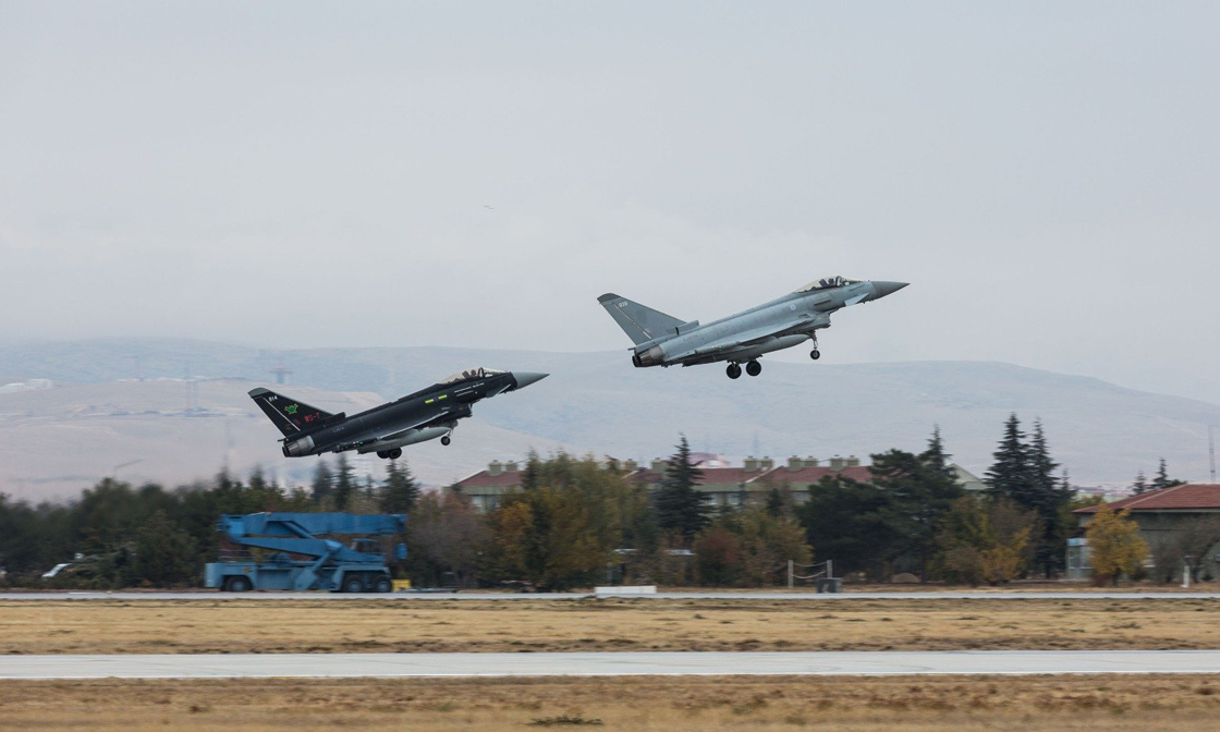 Eurofighter.jpg3