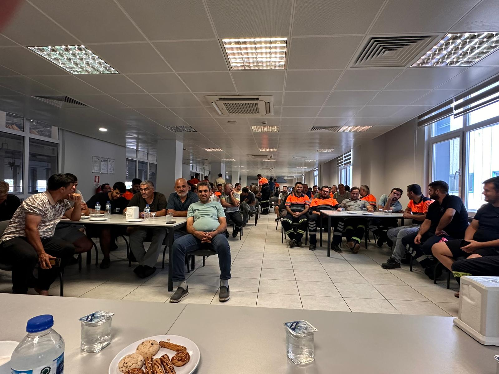 Flaş Kamu Işçileri 81 Ilde Iş Bırakıyor (1)