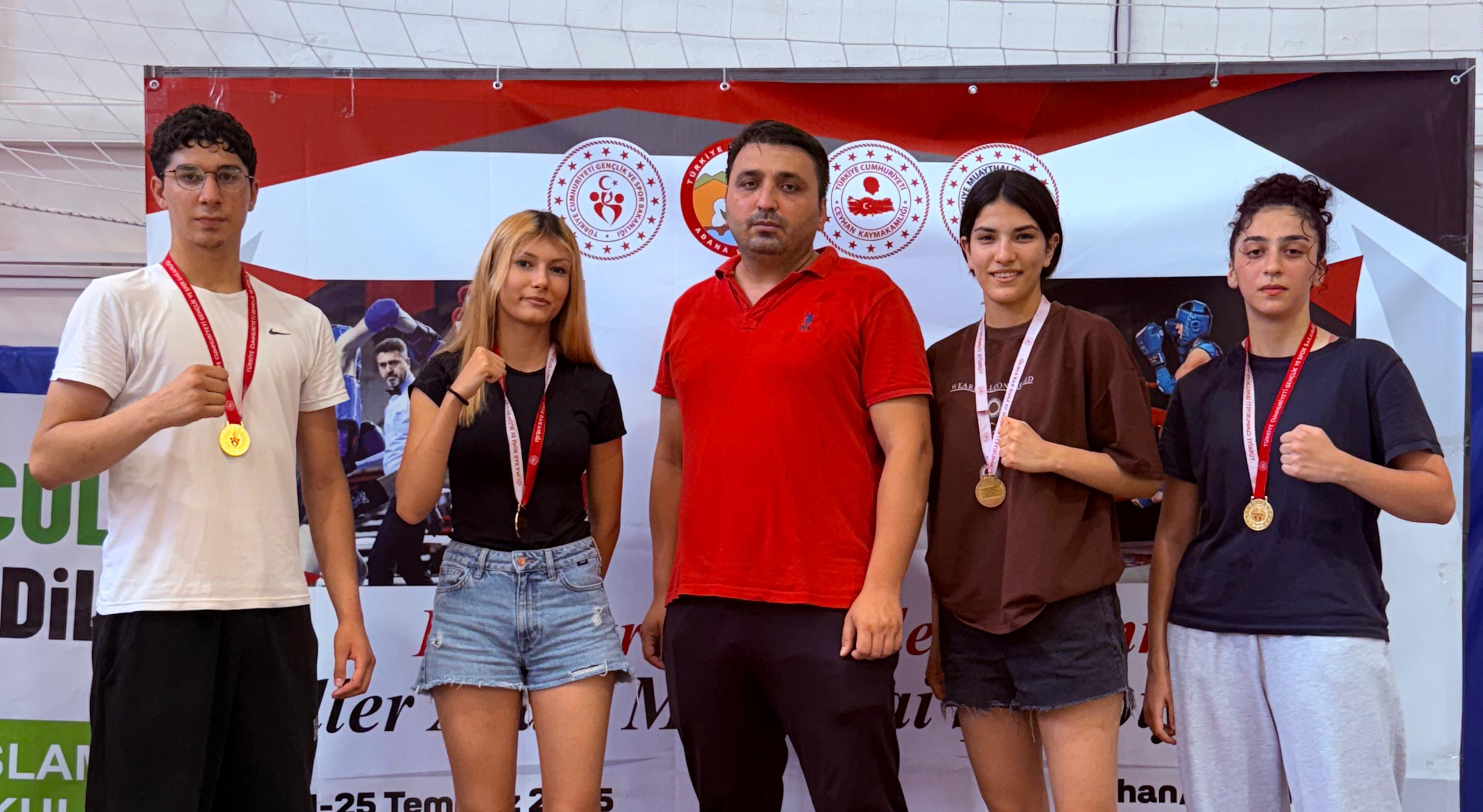 Gala Sport Center Muaythai Şampiyonasına Damga Vurdu
