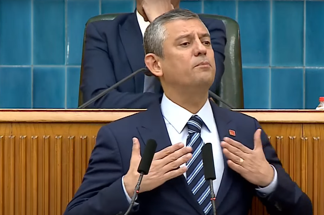 Özgür Chp Özel