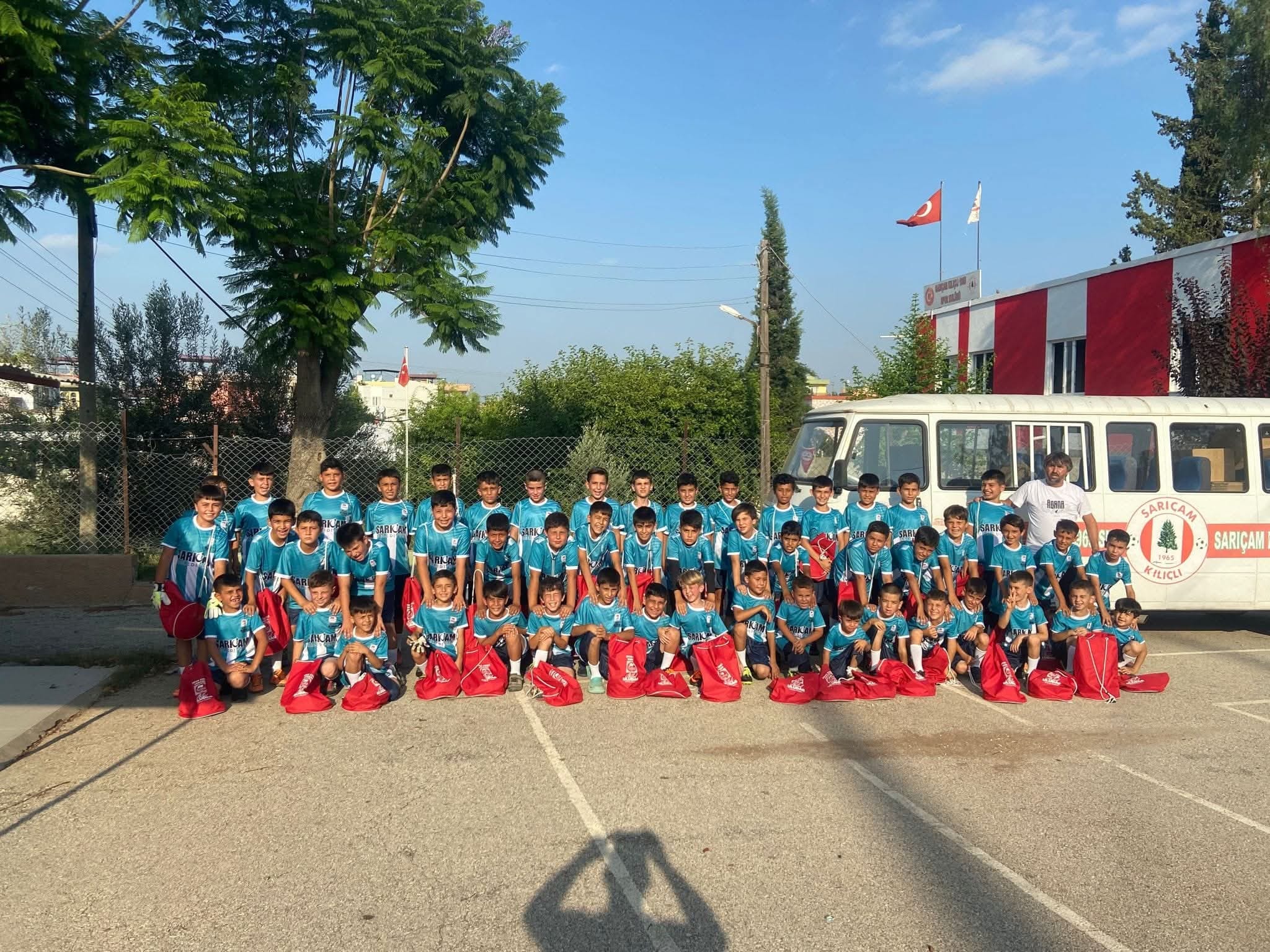 Sarıçam Kılıçlı 1965’Ten Başkan Uludağ’a Teşekkür “Her Şey Çocuklarımız İçin!”