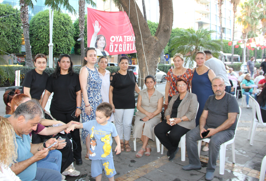 Seyhanlı Muhtarlardan Adalet Nöbetine Güçlü Destek Bu Mücadele Halkın Mücadelesi (2)
