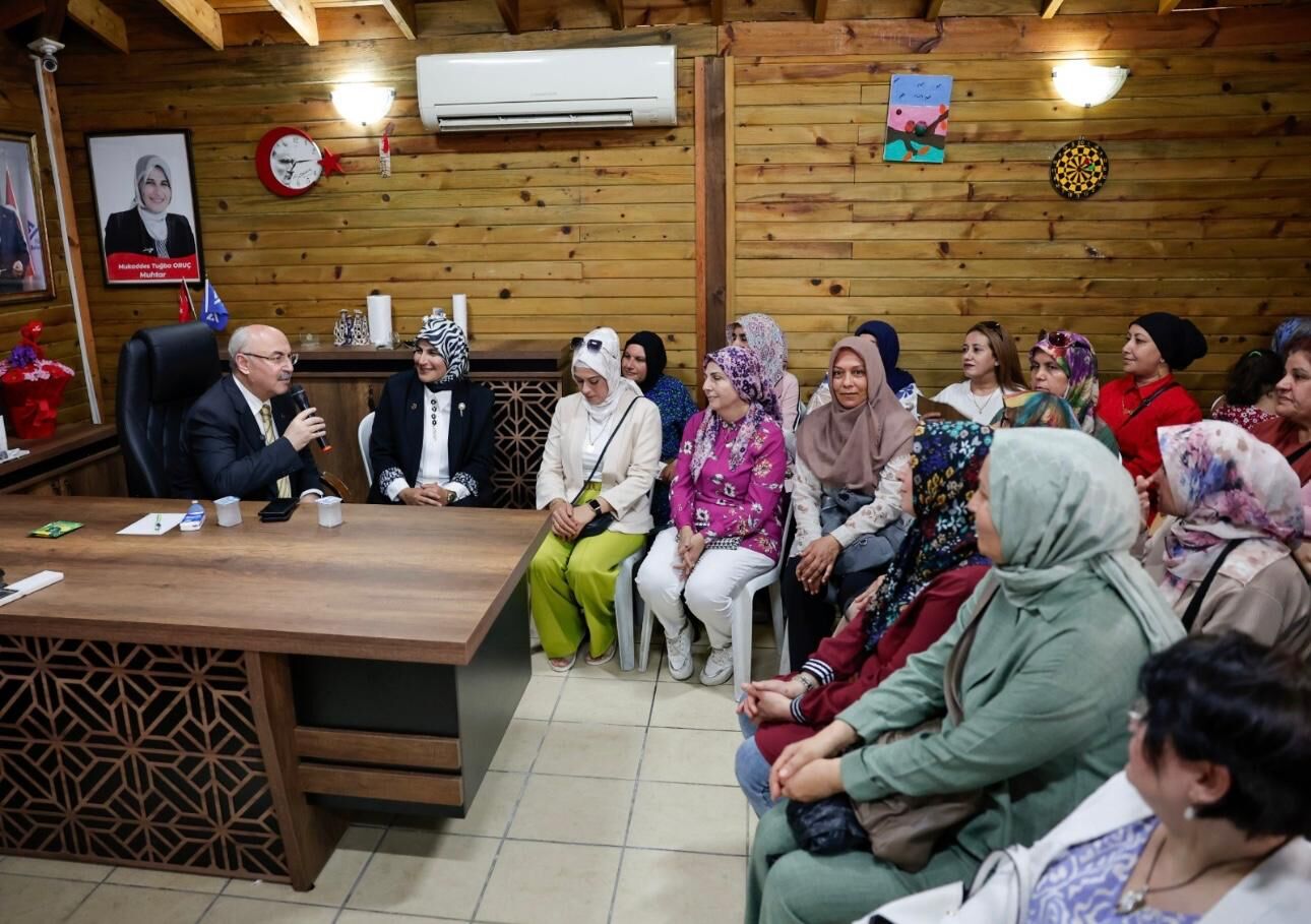 Vali Köşger, Yüreğir’de Vatandaşlarla Buluştu “Sizin Desteğiniz En Büyük Gücümüz” (1)