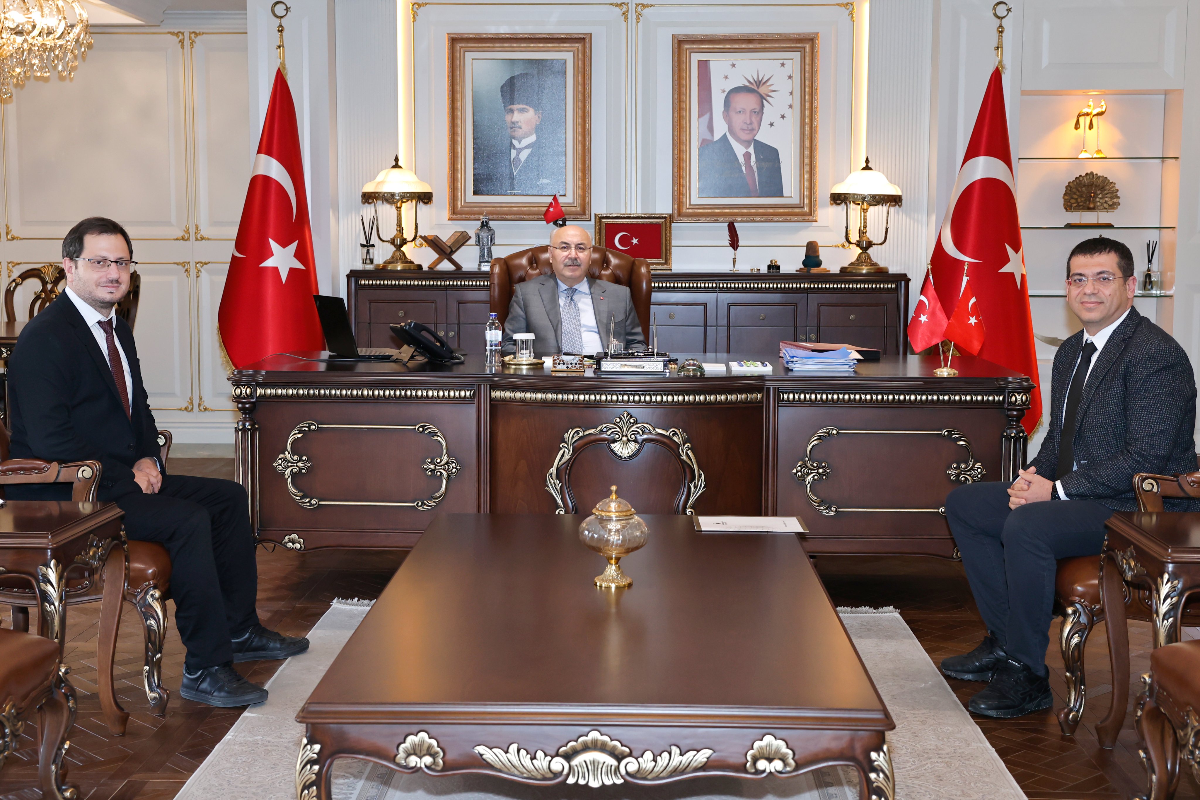 Valilik Ve Üniversiteden Iş Birliği Intörnler Halk Sağlığı Için Sahaya Iniyor (1)