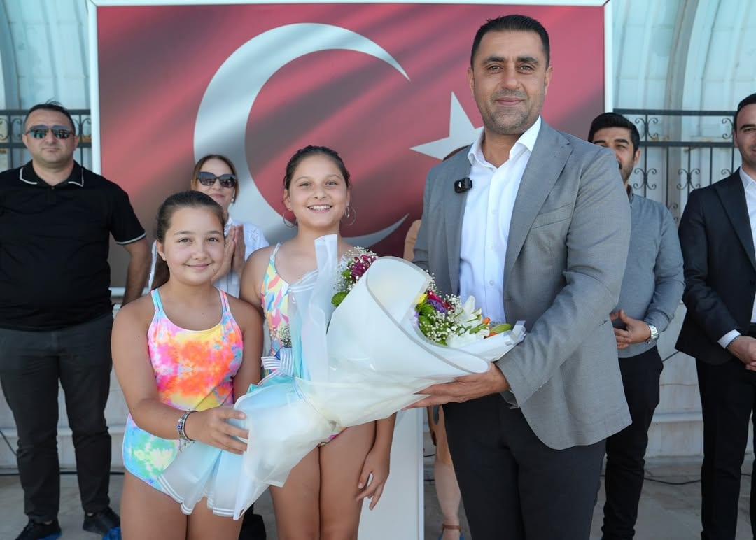 Yüzme Bilmeyen Çocuk Kalmasın Çukurova’da Yeni Sezon Heyecanı Başladı! (3)