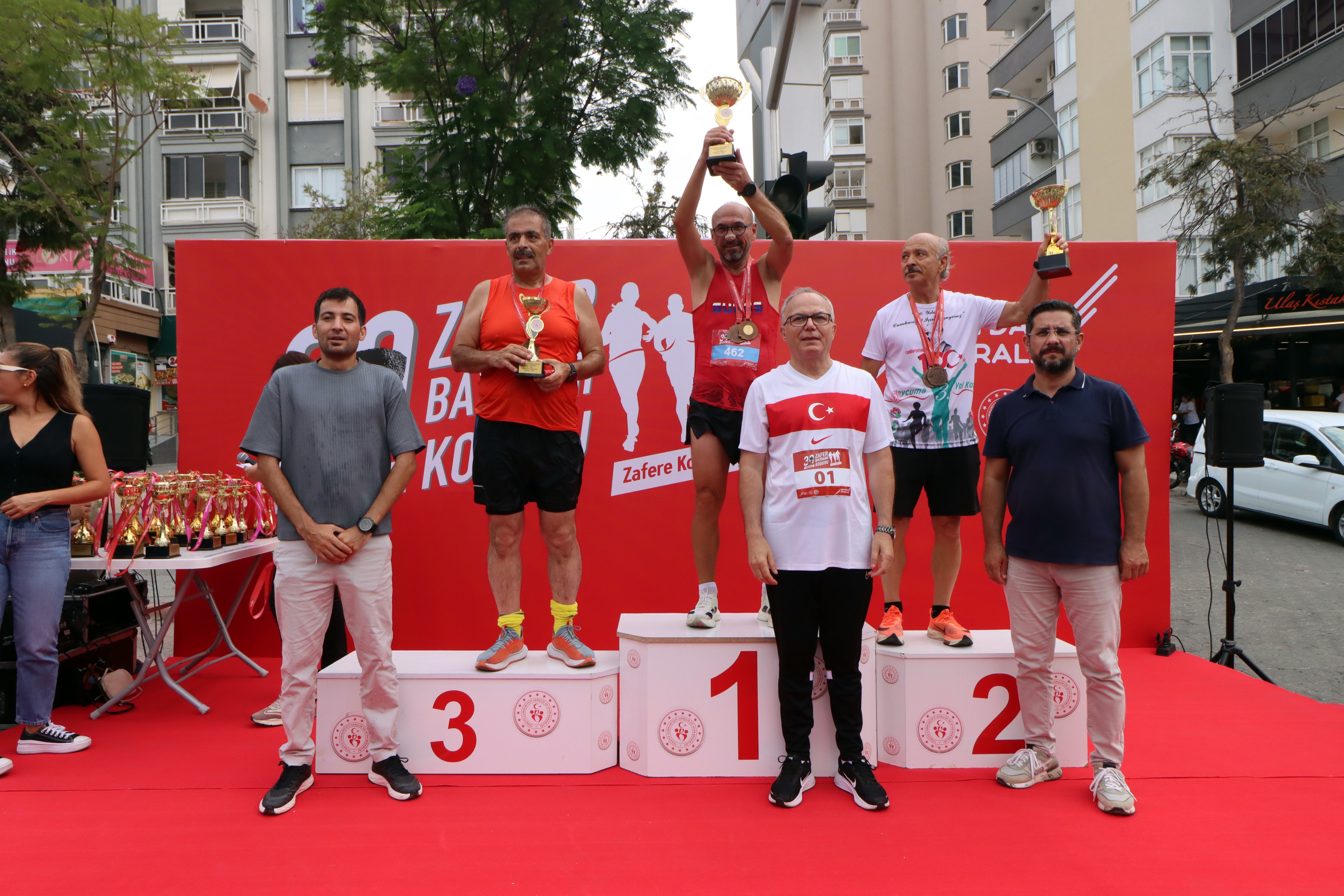30 Ağustos’ta Zafere Koşuyoruz 8K Koşusu Coşkuyla Tamamlandı3