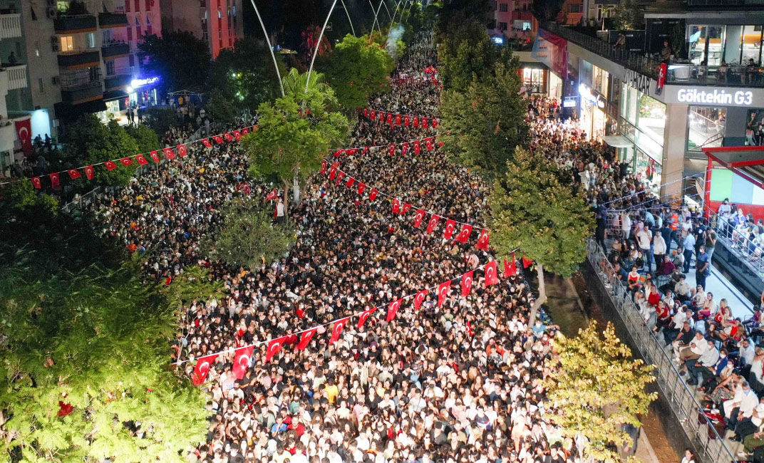 Adana 30 Ağustos’ta Tek Yürek Olacak Binlerce Meşale Yanacak