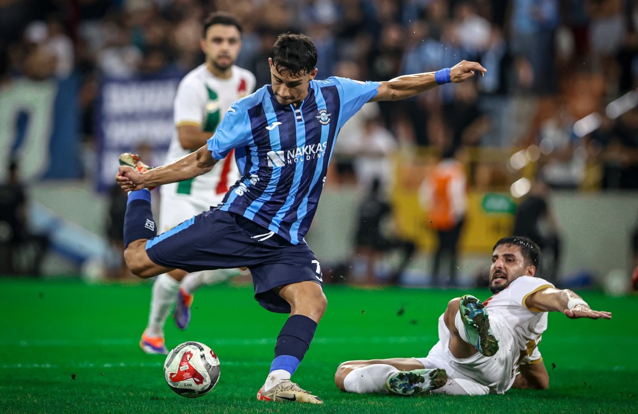 Adana Demirspor, Amed Karşısında Ağır Yenilgi Aldı 1 8-1