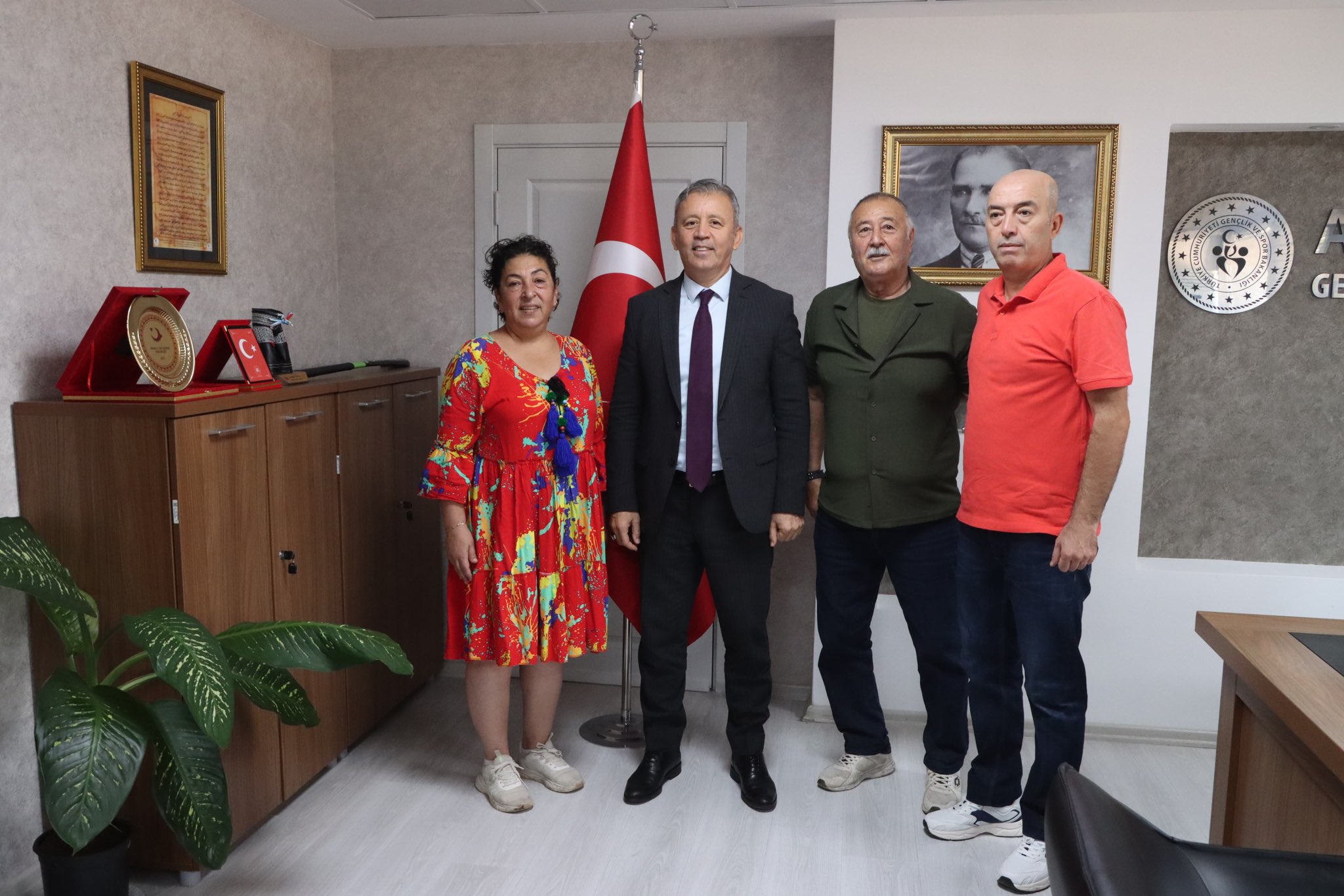 Adana Gençlik Ve Spor İl Müdürü’nden Gazetecilere Teşekkür2