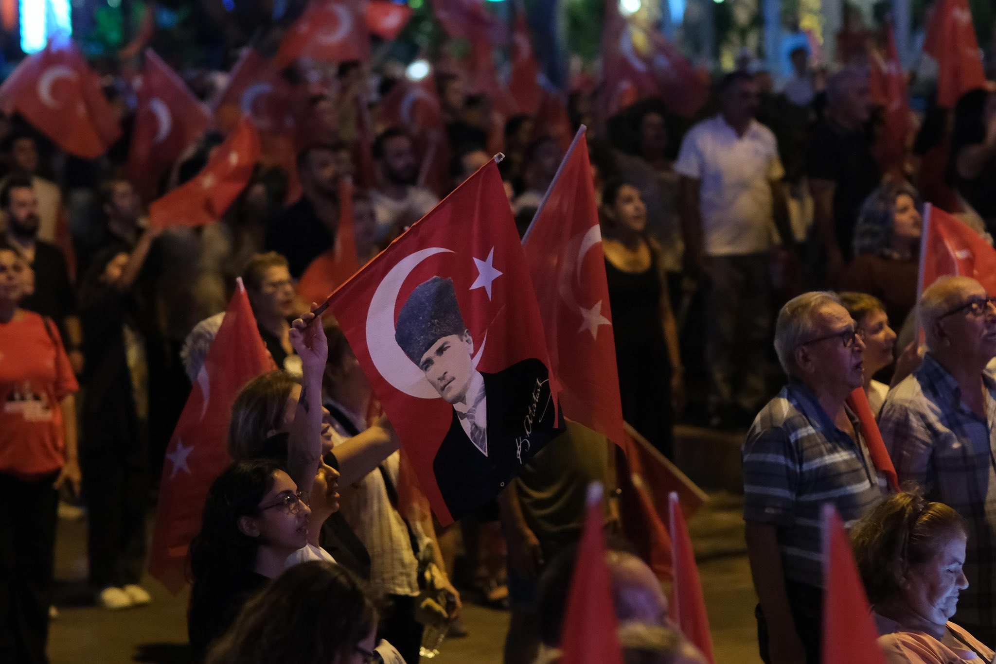 Adana’da 30 Ağustos Coşkusu Sokaklara Taştı