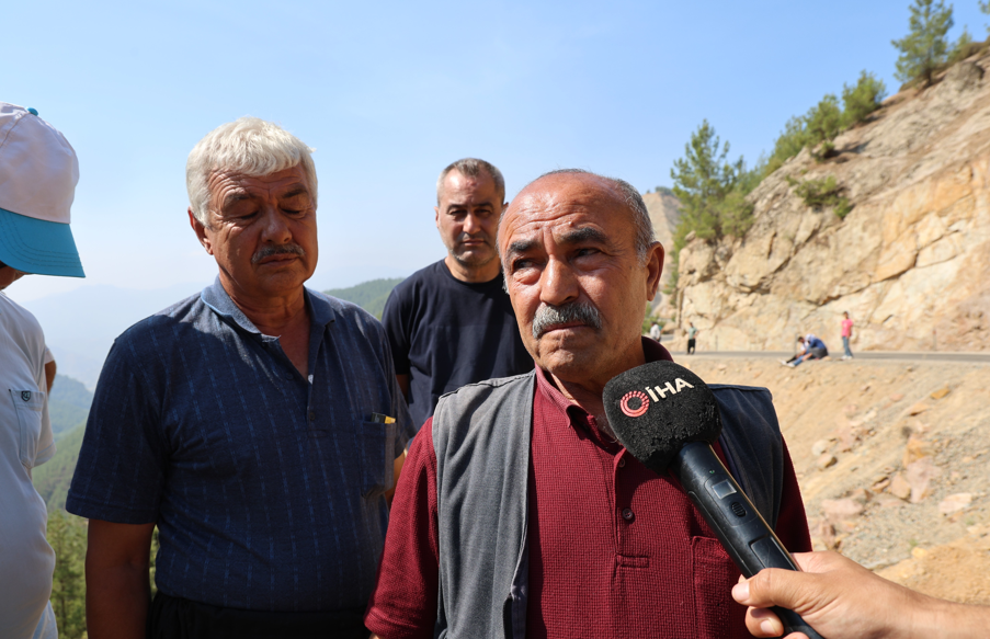 Adana’da Ölüm Yolunda Nöbet Muhtarlardan Ailelere Destek (5)