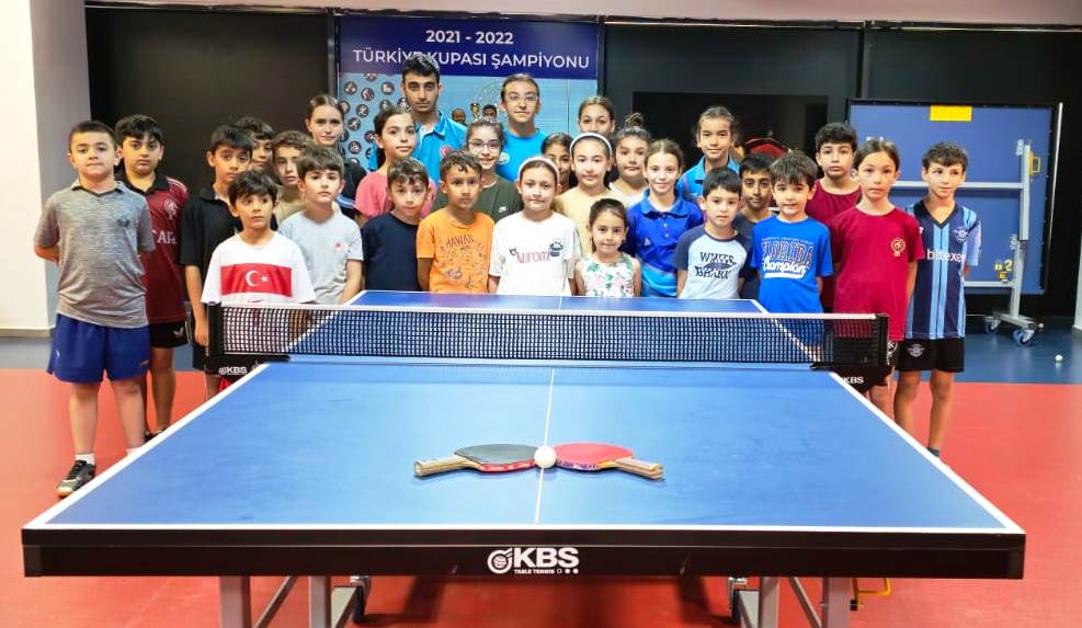 Adana’nın Gururu Çi̇ltar, Masa Tenisinde Tarih Yazıyor2