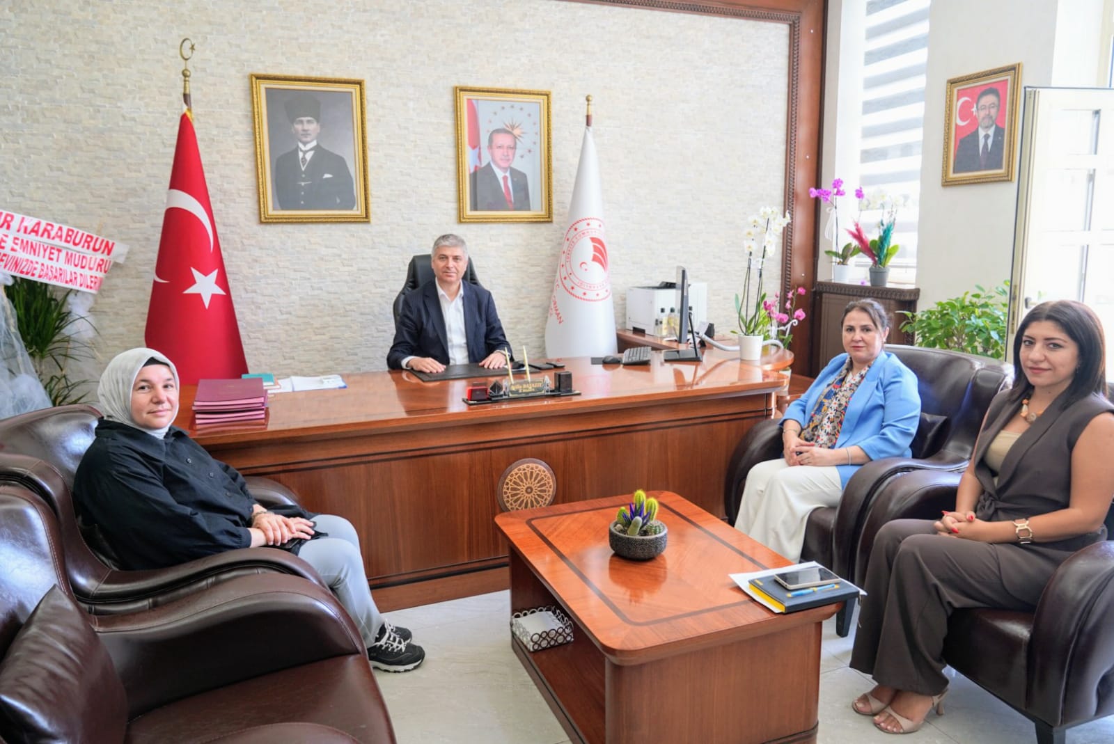 Ak Parti Adana İl Kadın Kolları Başkanı Hacer Söylemez