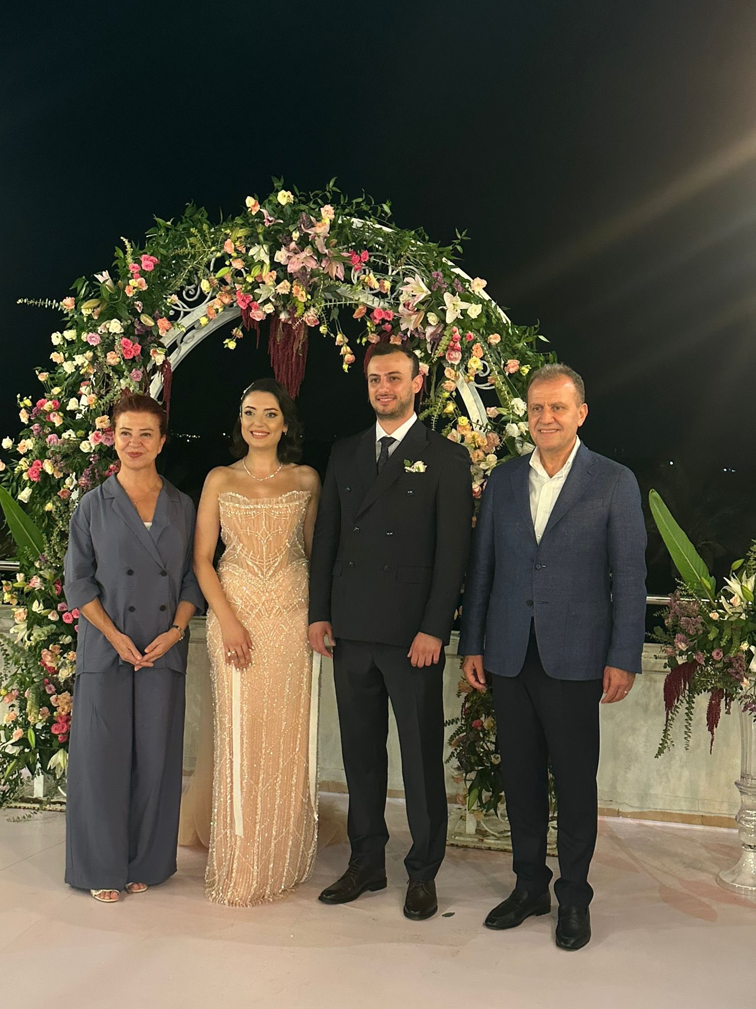 Barut Ailesinde Mutluluk Nişan Yüzüklerini Vahap Seçer Taktı (3)