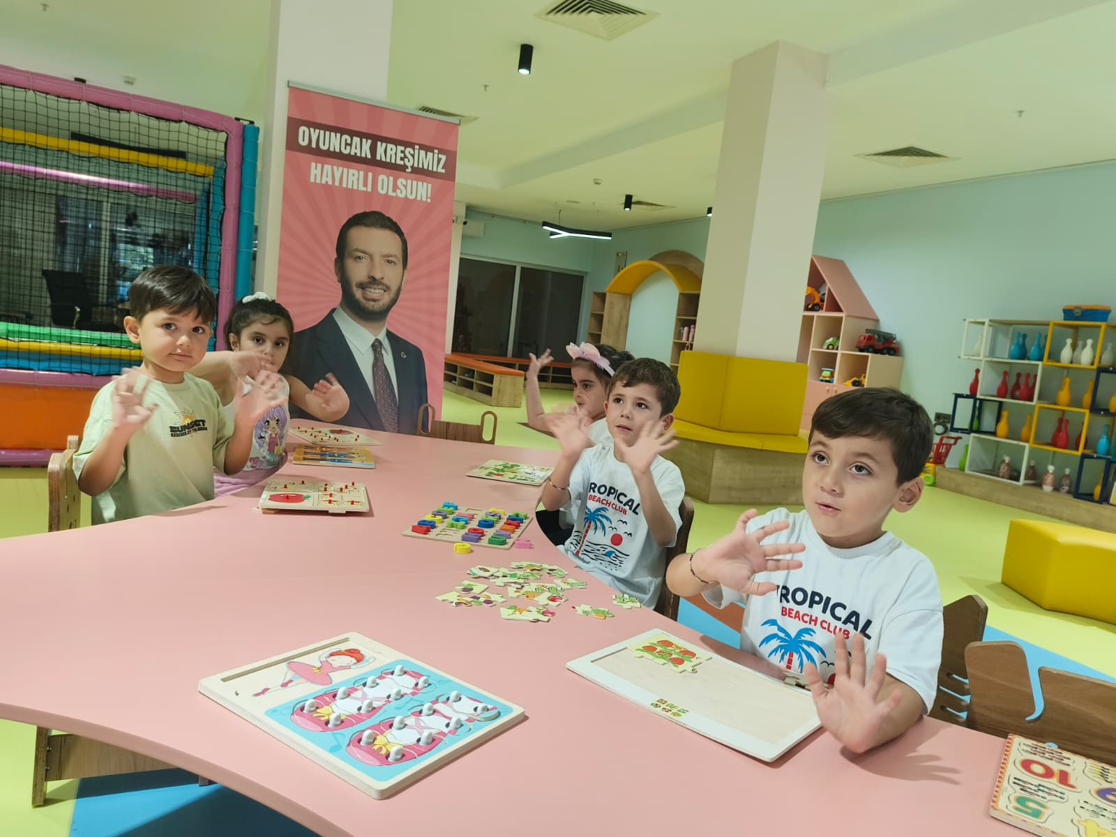 Ceyhan Belediyesi’nin Oyuncak Kreşi Miniklerin Yüzlerini Güldürüyor (1)