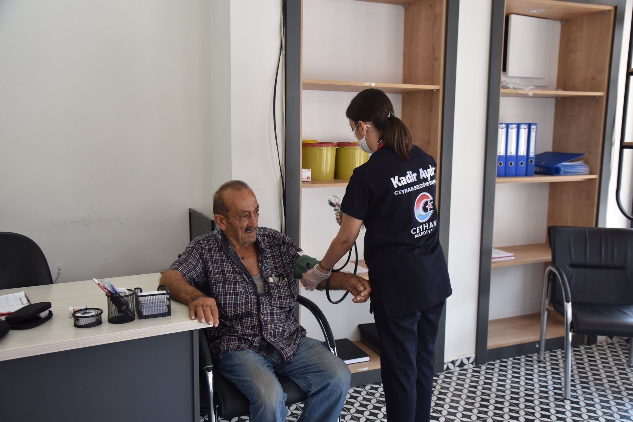 Ceyhan Belediyesi’nin Ücretsiz Sağlık Hizmetleri Vatandaşların Yüzünü Güldürüyor (1)