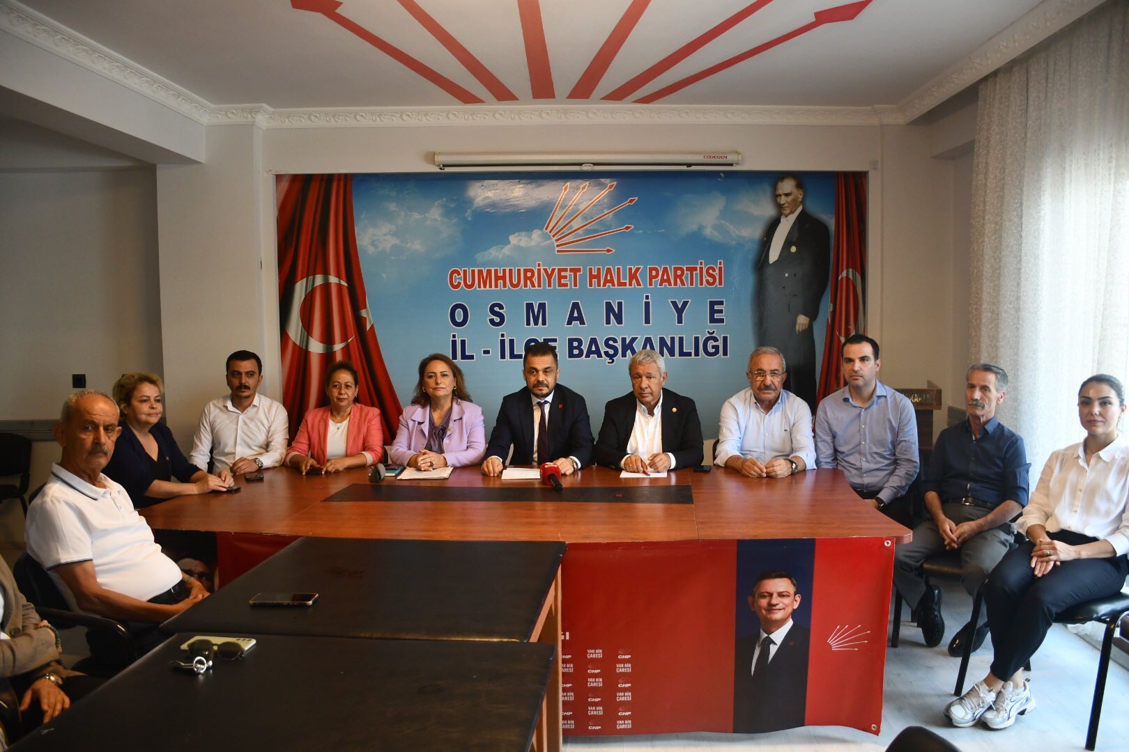 Chp Li Vekiller Osmaniyede4