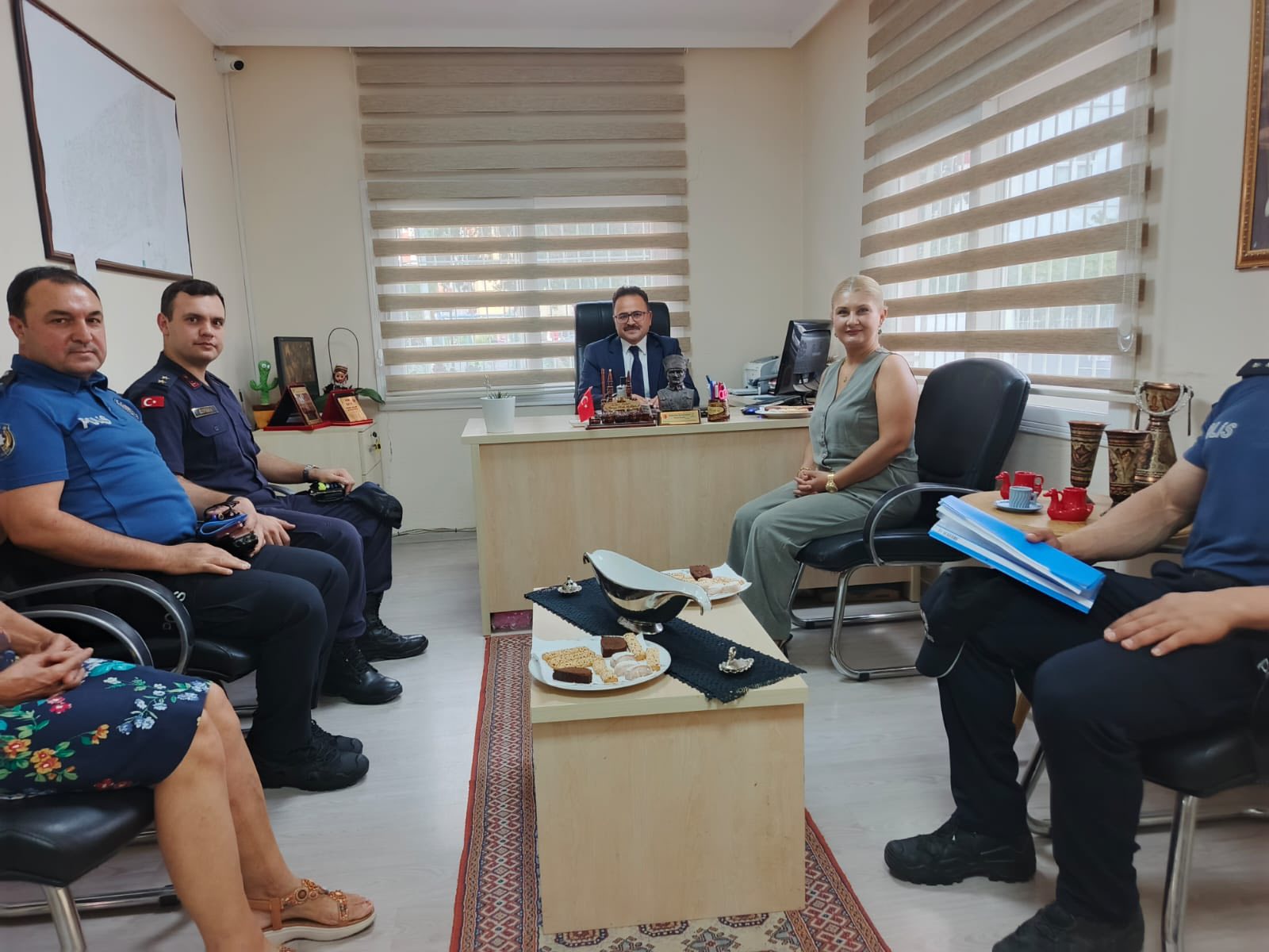 Çukurova Kaymakamı Hakan Alkan’dan Toros Mahallesi Muhtarlığına Ziyaret (2)