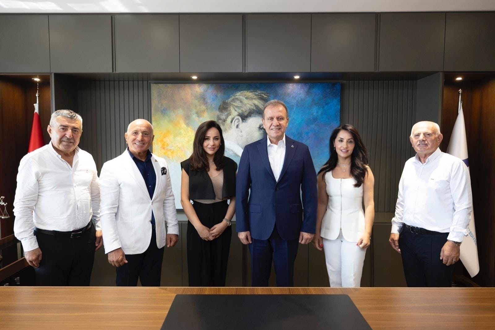 Derya Grup’tan Vahap Seçer’e Teşekkür Ve Destek Ziyareti (1)