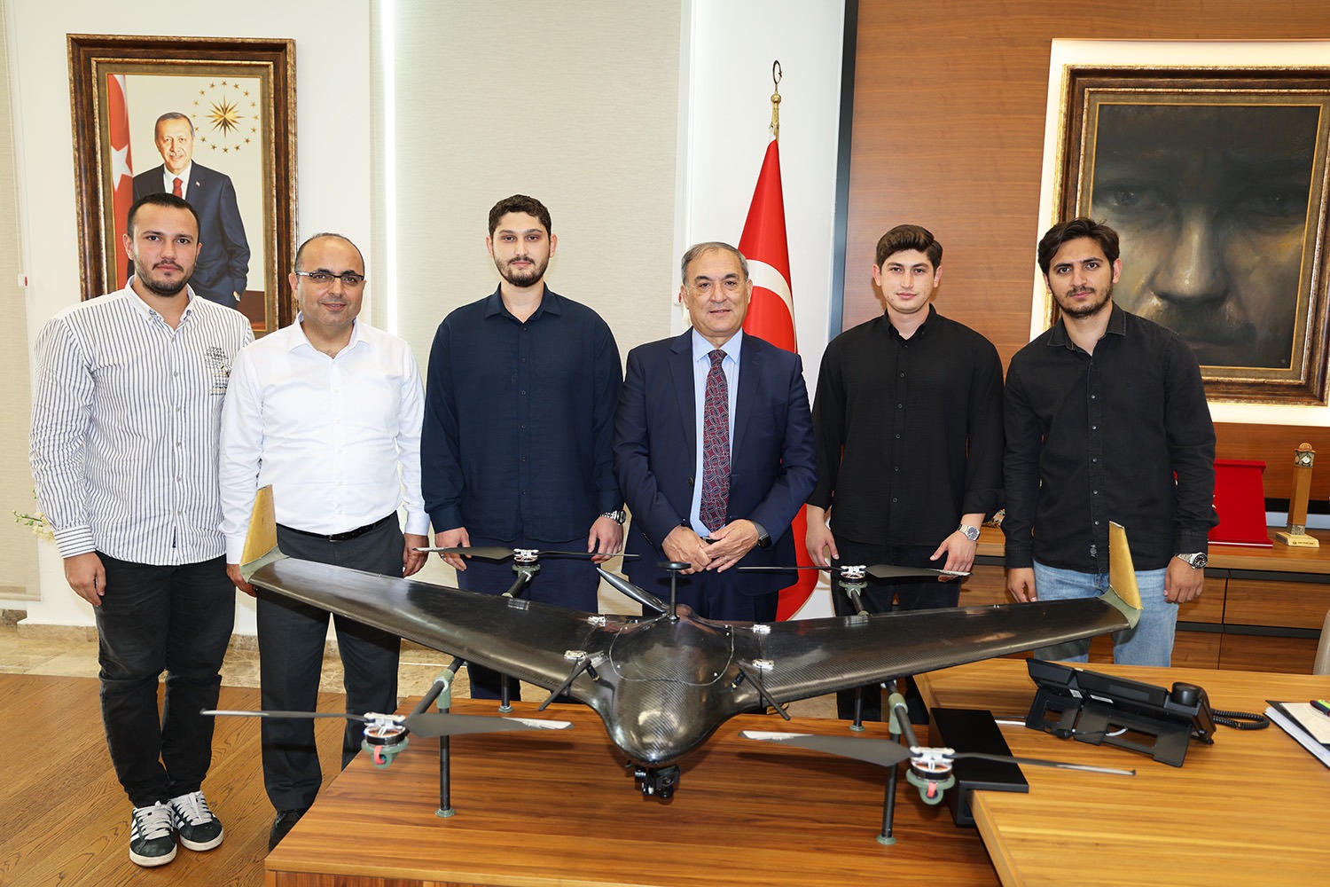 Girift Takımı’nın İha’sına İsmini Rektör Sözen Verdi (1)