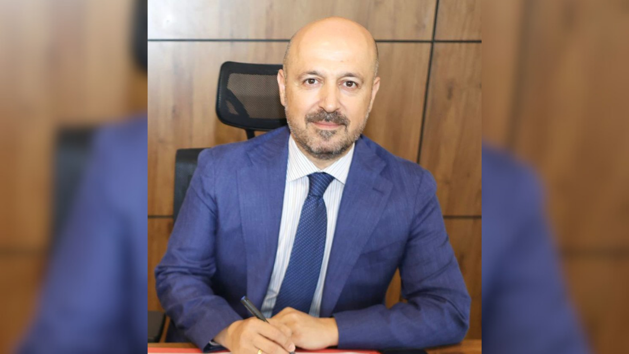 H A L İ L N A C A R01