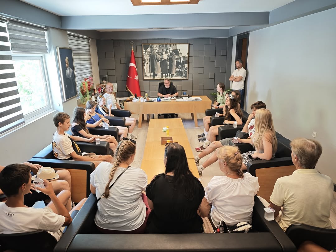 Kardeş Şehir Projesiyle Ukraynalı Gençler Adana’da Ağırlandı (2)