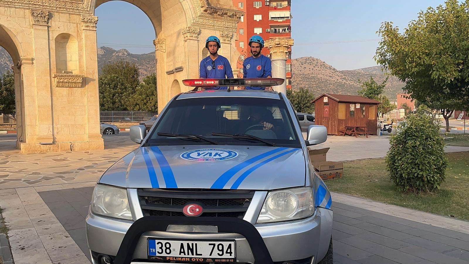 Kozan’da Yak Ekibi Güçleniyor Yeni Operasyon Aracı Hizmete Girdi (2)